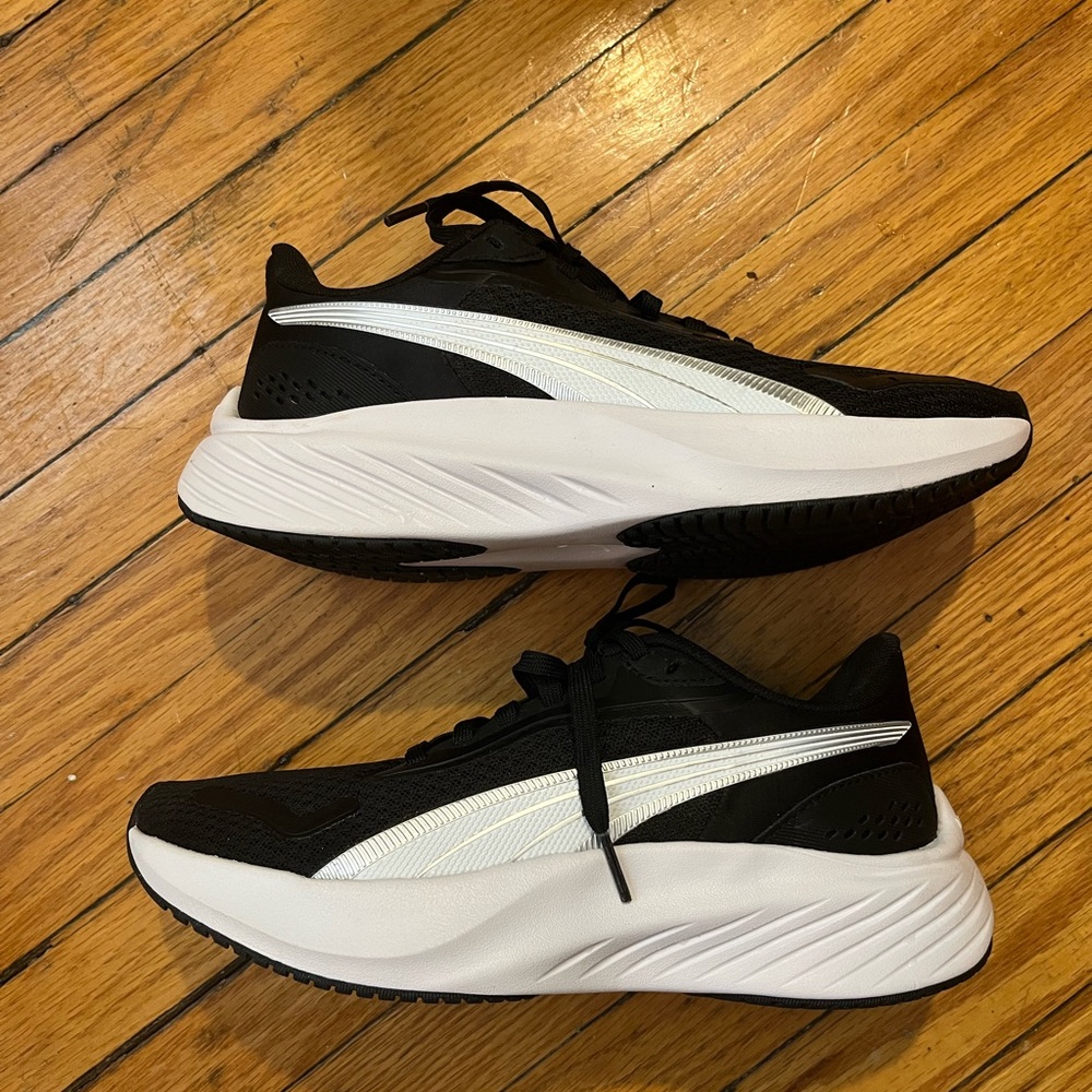 PUMA Pounce Lite Running Shoes 5.5 – Worn Once, Like New